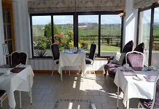 Valley View Country House Bed And Breakfast Бушмилс Экстерьер фото